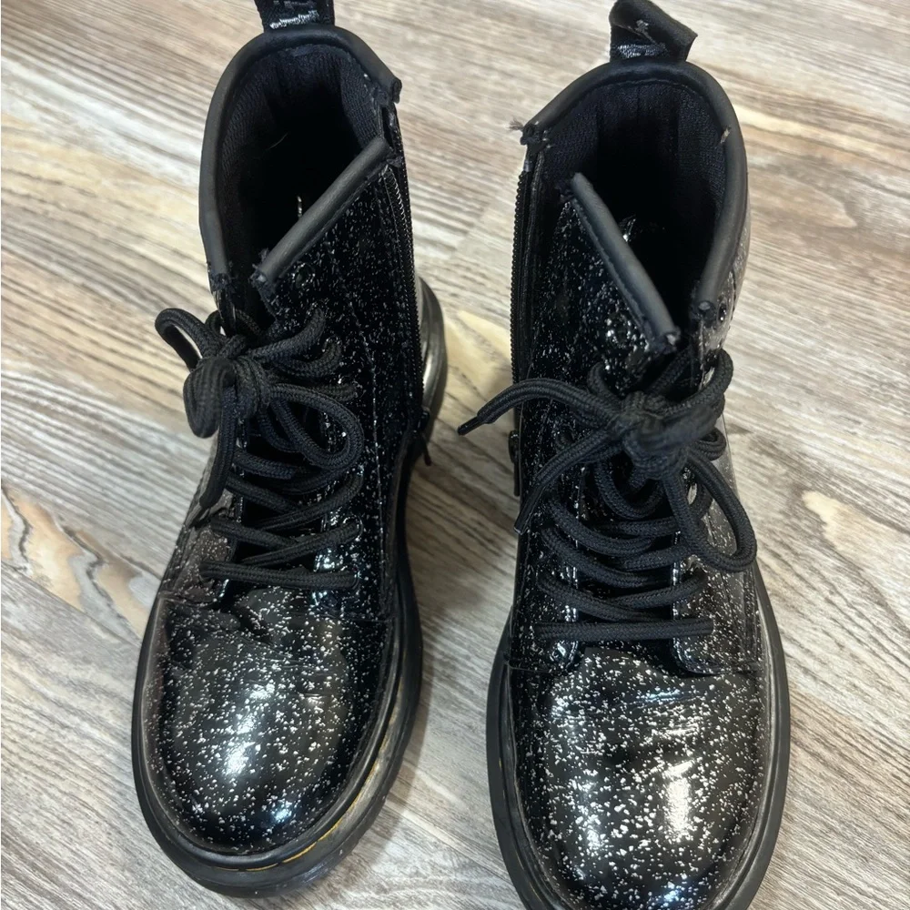 Dr. Martens nwot dr